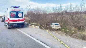 Hafif ticari araç yayalara çarptı: 2 ölü
