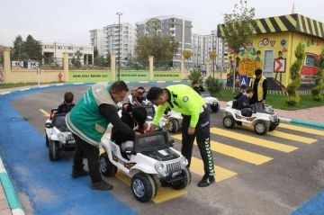 Haliliye’de çocuk trafik parkında eğitimler başladı
