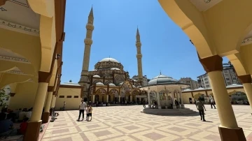 Haniye için Kilis’te giyabi cenaze namazı kılındı
