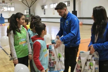 Hem becerilerini test ediyor hem de eğleniyorlar
