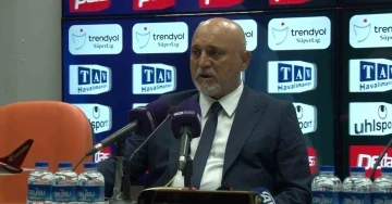 Hikmet Karaman: “2-0’dan sonra alınan 1 puan gayet başarılı”
