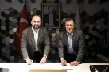 Hizmet İş Sendikası ile Alaşehir Belediyesi arasında ek protokol imzalandı
