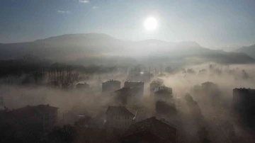 Ilgaz Dağı’nın eteklerini sis kapladı: Ortaya çıkan manzara havadan görüntülendi
