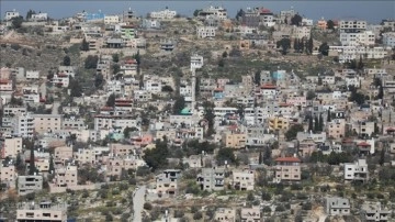 İsrail hükümetinin gündeminde yasa dışı Yahudi yerleşim birimlerini genişletmek var