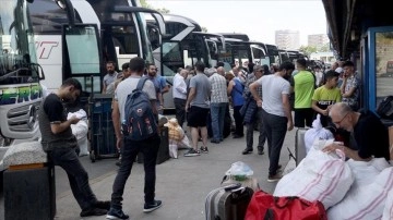 İstanbul otogarında bayram yoğunluğu devam ediyor