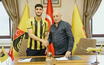 İstanbulspor, Emrehan Gedikli’yi kadrosuna kattı
