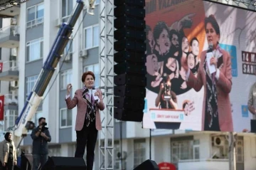 İYİ Parti Genel Başkanı Akşener: &quot;18-26 yaş arasındaki gençlere iş bulana kadar 2 bin 500 lira maaş ödeyeceğiz&quot;
