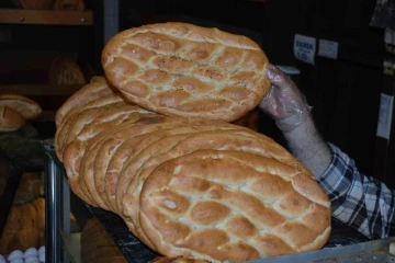 İzmir’de Ramazan pidesinin satış fiyatı belli oldu
