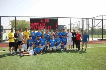 İzmir Pınargücü, TFF U17 Türkiye Şampiyonası’nda şampiyon oldu