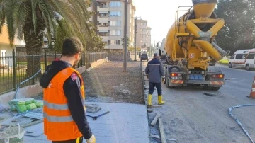 İzmit Belediyesi, Plajyolu’nda mesaisine devam ediyor
