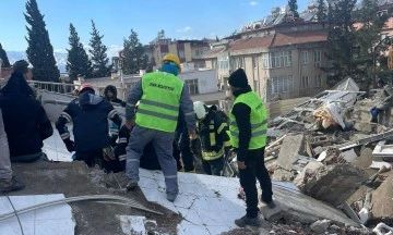 İznik Belediyesi ekipleri minik Yağmur'u 41 saat sonra kurtardı