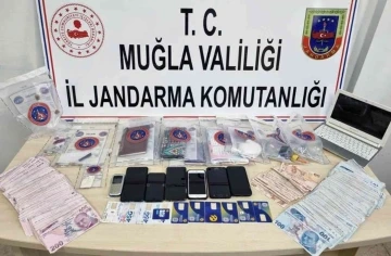 Uyuşturucu ve bilişim dolandırıcılığı operasyonu