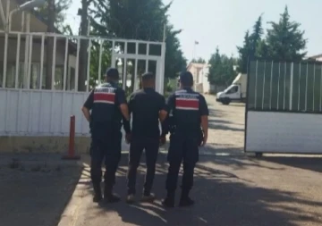 Jandarmadan uyuşturucu ve kaçakçılık operasyonu: 6 şahıs tutuklandı
