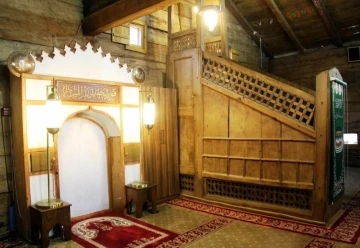 Japon ve Alman mühendislere ilham olan çivisiz caminin restorasyonu tamamlandı
