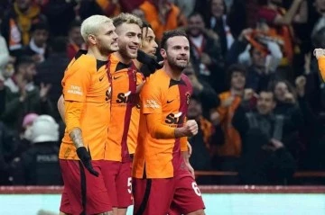 Galatasaray'da Juan Mata gol sayısını 3'e çıkardı