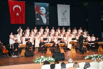 Kadınlar korosundan “kadın ağzı türküleri”
