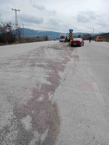 Karabük’te iki otomobil çarpıştı: 3 yaralı