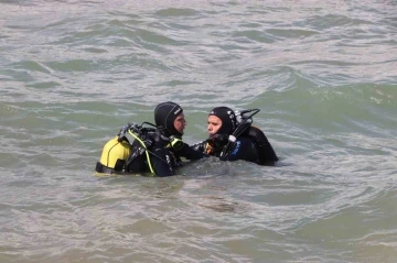 Karadeniz Ahmet’i vermiyor
