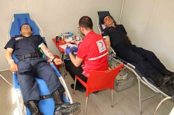 Karaman’da jandarmadan kan bağışı
