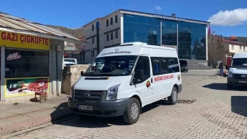 Karlıova Belediyesinden hastaneye ücretsiz ulaşım
