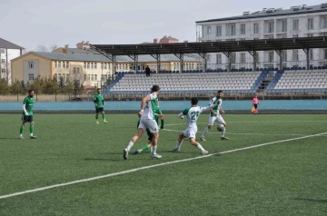 Kars 36 Spor: 0 DSİ Karadeniz Spor: 1
