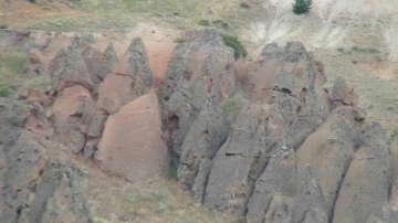 Kars’ın ’peri bacaları’ görenleri hayran bırakıyor
