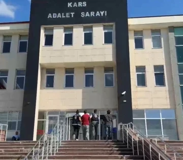 Kars’ta suç makinesi son işinde yakayı ele verdi
