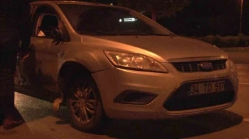 Kartal’da motosiklet ve otomobil çarpıştı: 2 yaralı
