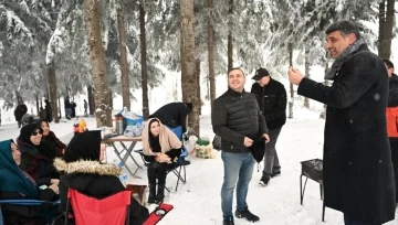 Kartepe’de karın tadını çıkardılar