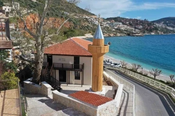 Kaş’taki  142 yıllık Lami Bey Camii’nin restorasyonu tamamlandı
