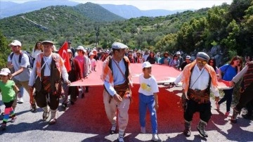 Kaş'ta Yörük göçü canlandırıldı