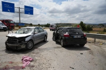 Kastamonu’da zincirleme trafik kazası: 1’i ağır, 2’si çocuk 12 yaralı
