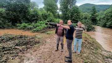 Kastamonu'da sağanak nedeniyle su taşkını meydana geldi