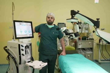 Katarakt ameliyatını kolaylaştıran cihaz, Anadolu Hastanesi’nde hizmete girdi
