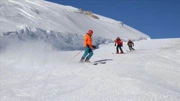 Kayak merkezlerindeki kar kalınlığı 