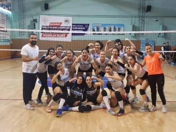 Kayseri Voleybol Kulübü, namağlup Türkiye yarı finalinde
