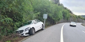 Kaza yapan otomobil terk edilmiş halde bulundu
