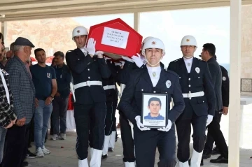 Kazada ölen polis memuru memleketi Sivas’ta son yolculuğuna uğurlandı