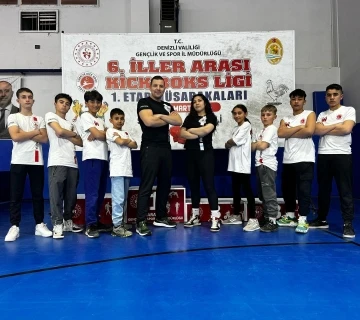 Kemer Belediyesi kick boks sporcuları 5 madalya ile döndü
