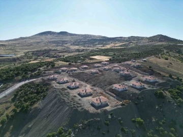 Kilis’te depremzedeler için yapılan köy konutlarının inşası sürüyor

