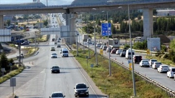 Kırıkkale'de trafikte Kurban Bayramı yoğunluğu başladı