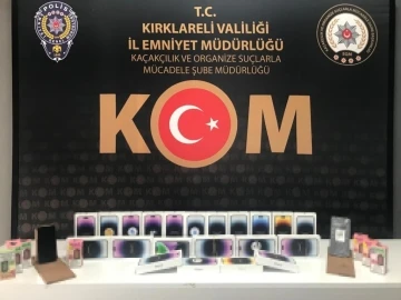 Kırklareli’nde kaçakçılık operasyonu: 1 milyon 272 bin değerinde telefonlar ele geçirildi
