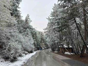 Kızılcahamam’da kar yağışı etkili oldu
