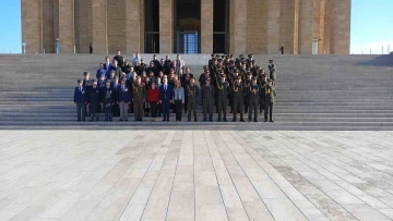 KKTC Büyükelçisi Korukoğlu’ndan Anıtkabir’e ziyaret