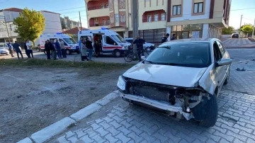 Konya’da motosiklet ve otomobil çarpıştı: 2 çocuk yaralandı
