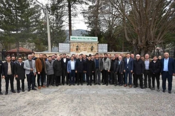 Korkuteli ve Elmalı’da vatandaşlarla bir araya gelen Tütüncü: &quot;Cami de bizim cemevi de&quot;
