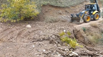 Köşk’te bozulan yollar yenileniyor
