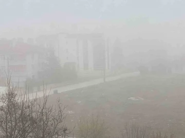 Kulu’da yoğun sis etkili oluyor
