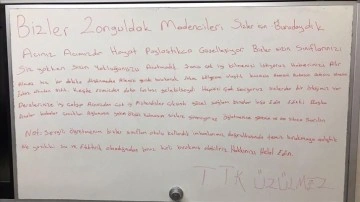 Kurtarma çalışmalarına katılan maden işçilerinden konakladıkları okulun öğrencilerine anlamlı mesaj