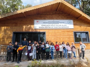 Kuş cennetinin kitabı bölgedeki okullara dağıtıldı
